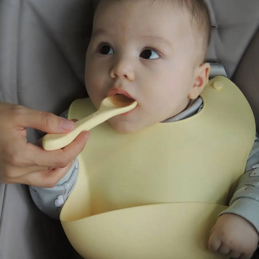 Bavoir bébé imperméable silicone sans BPA - Nova